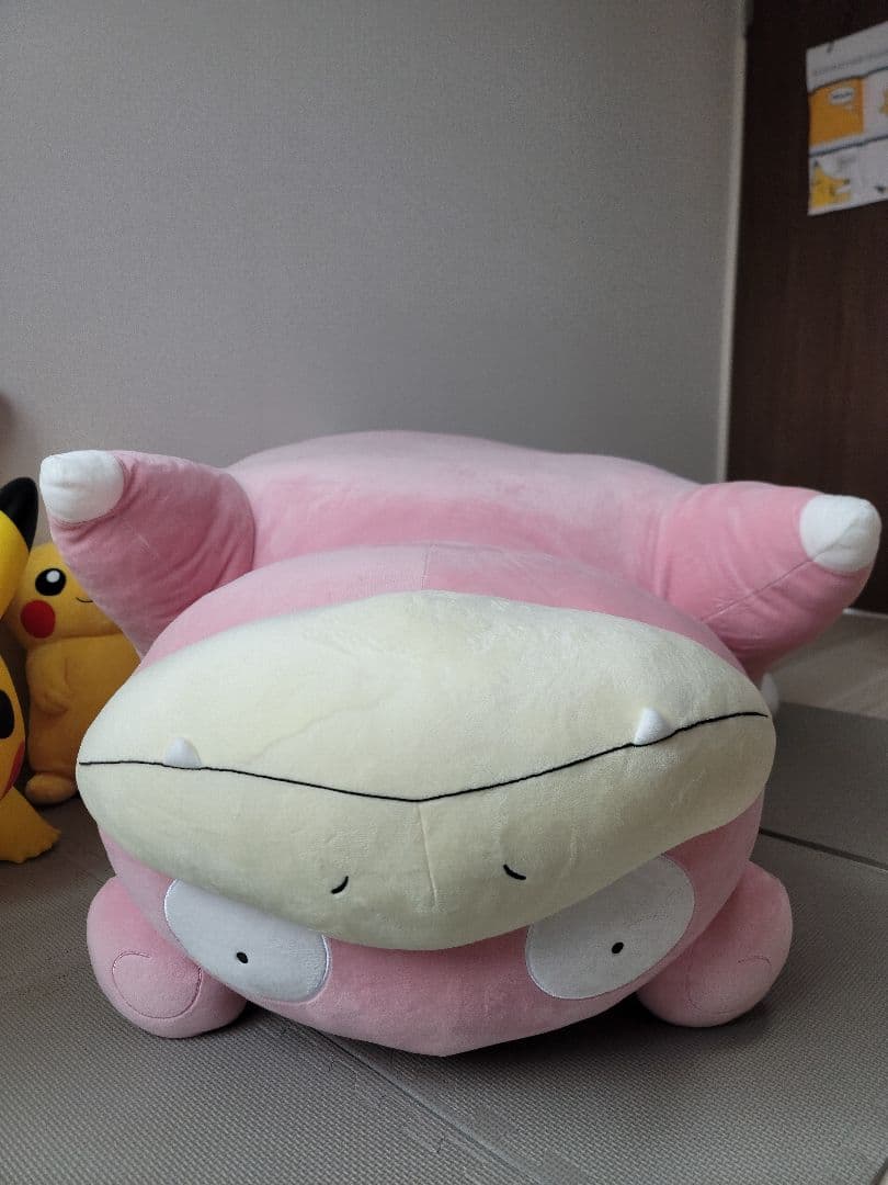 ぬいぐるみ　等身大ヤドン