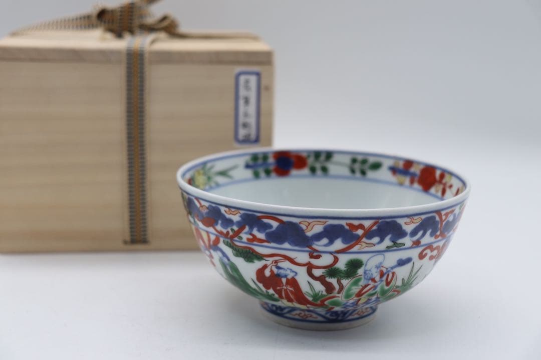 中国　大明万暦年製　青華五彩人物紋碗　木箱入　送料込み0321