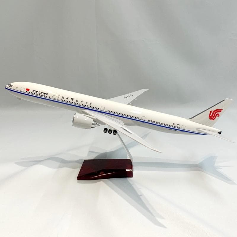 セール 中国国際航空 B7973 模型飛行機 LEDライト ランディングギア付