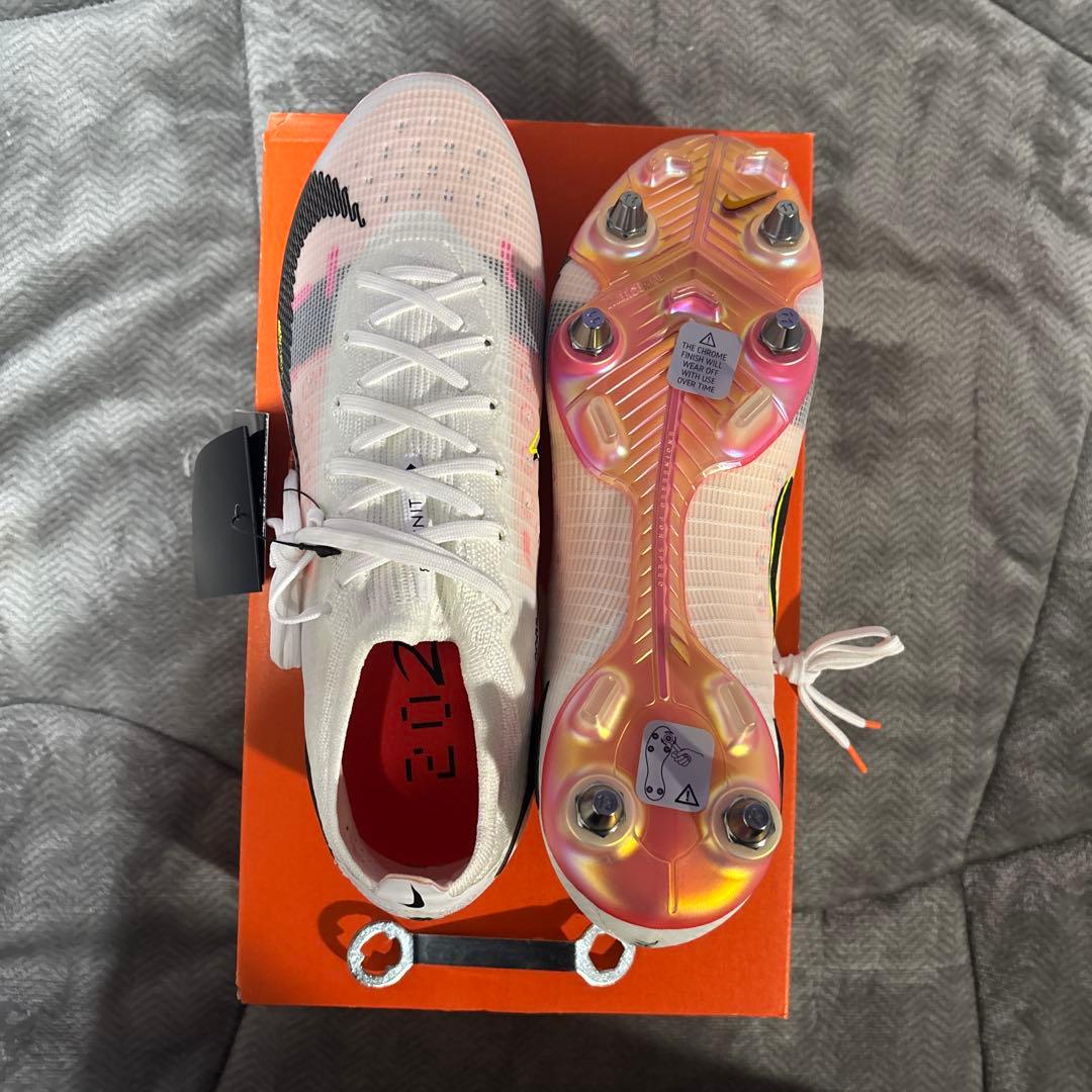 NIKE マーキュリアルSG