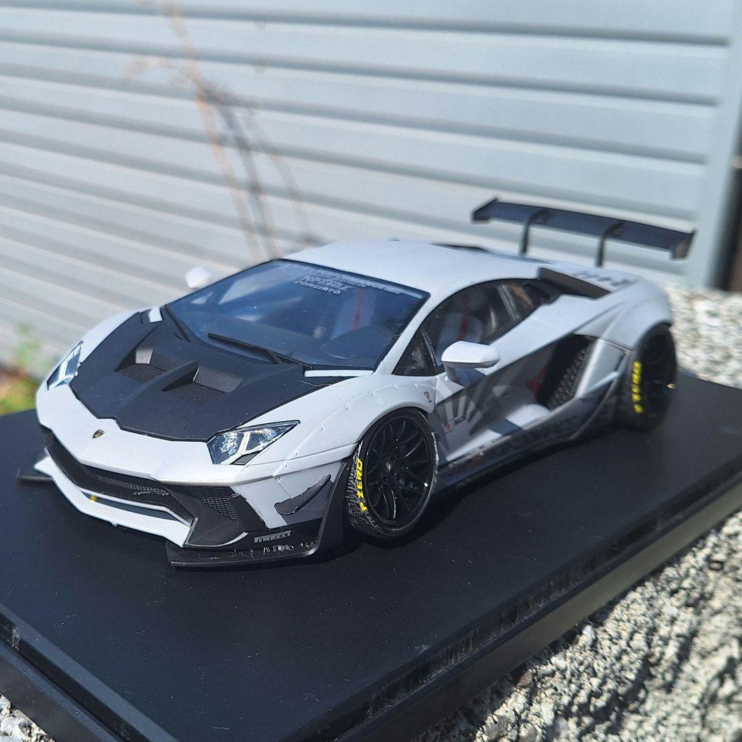 アオシマ1/24 ムルシエラゴ アヴェンタドール 零戦(専用品)
