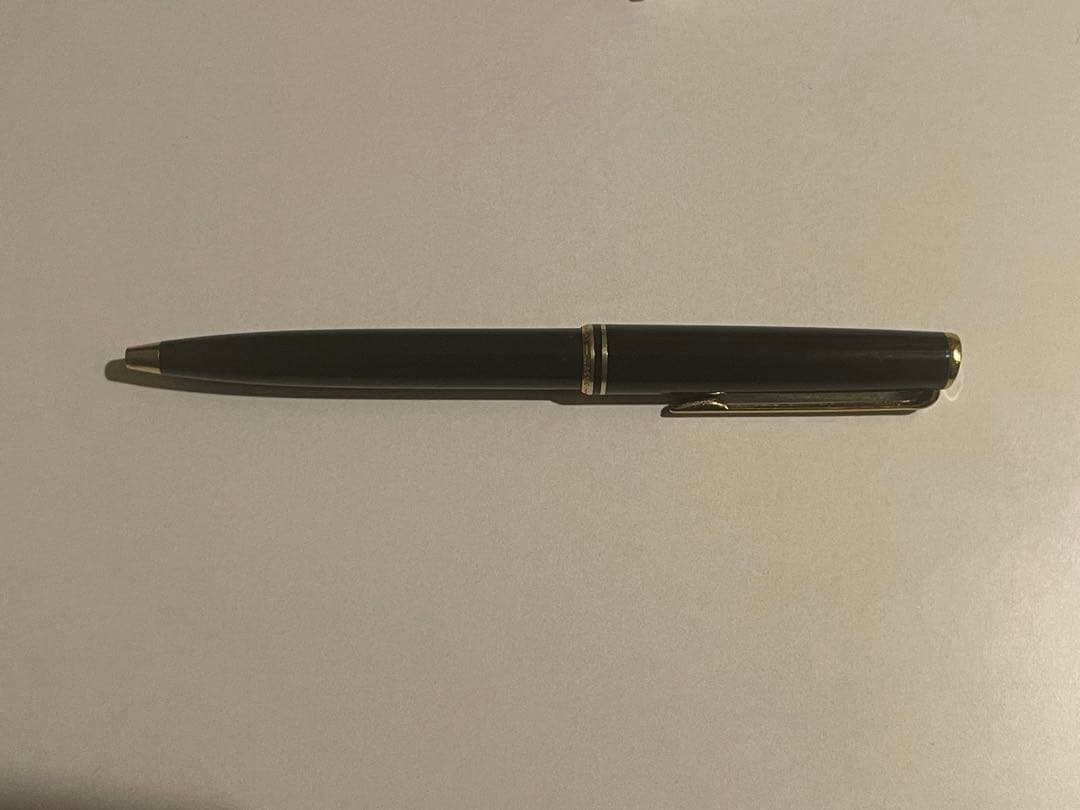 モンブラン　クラシック　黒色ボールペン