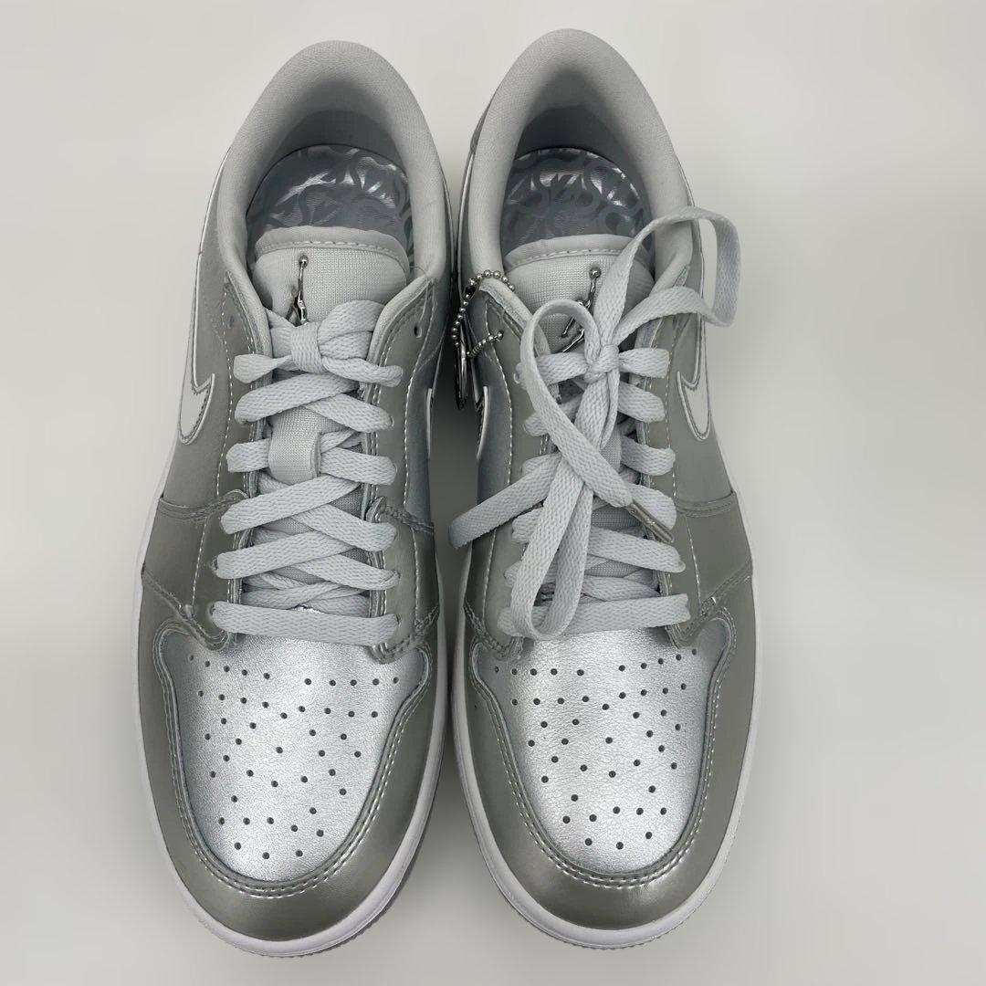 Nike Air Jordan 1 Low シルバー