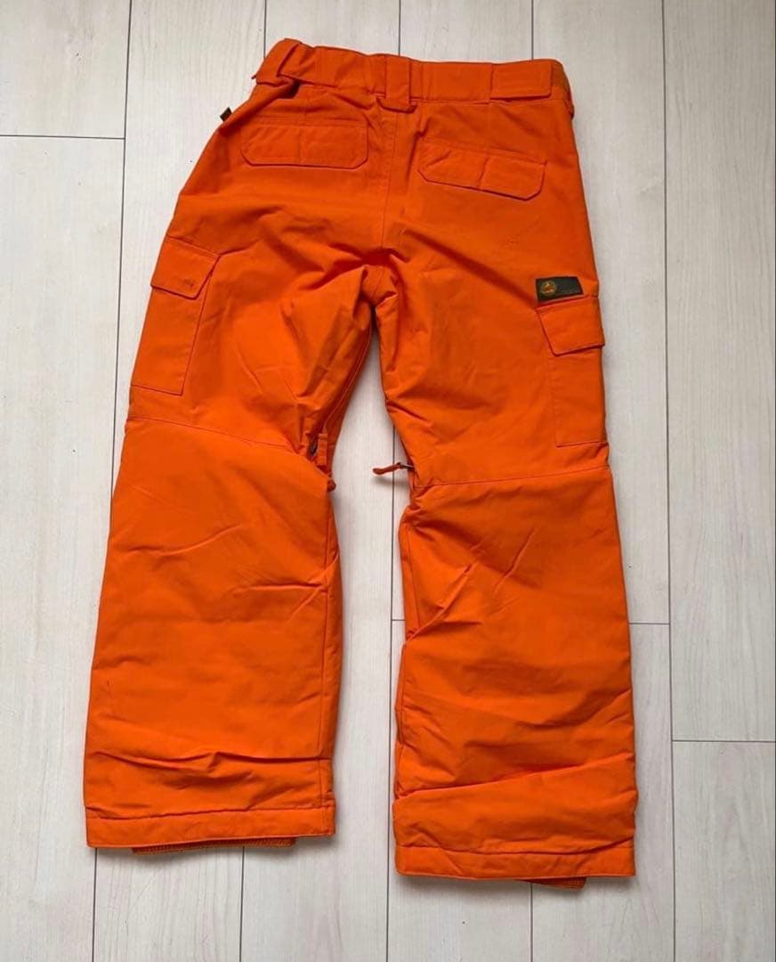 Burtonスノーボードウエア上下