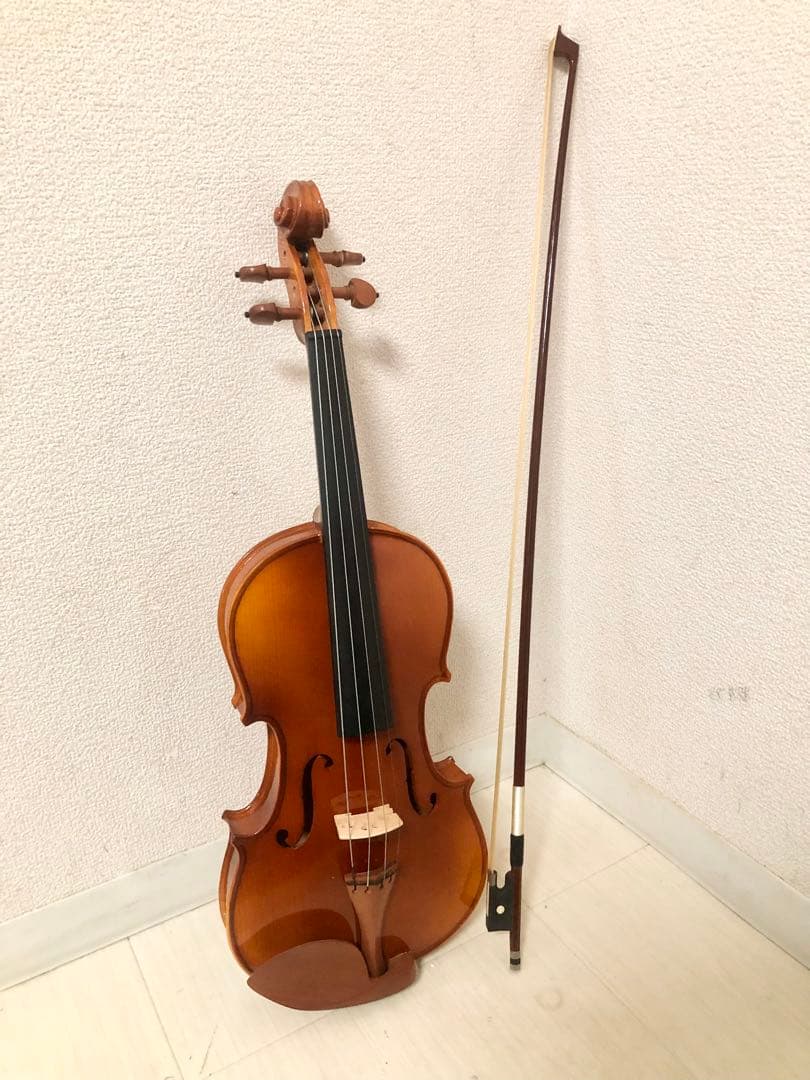 美品　ノーブランド　バイオリン　4/4サイズ　ケース付￼