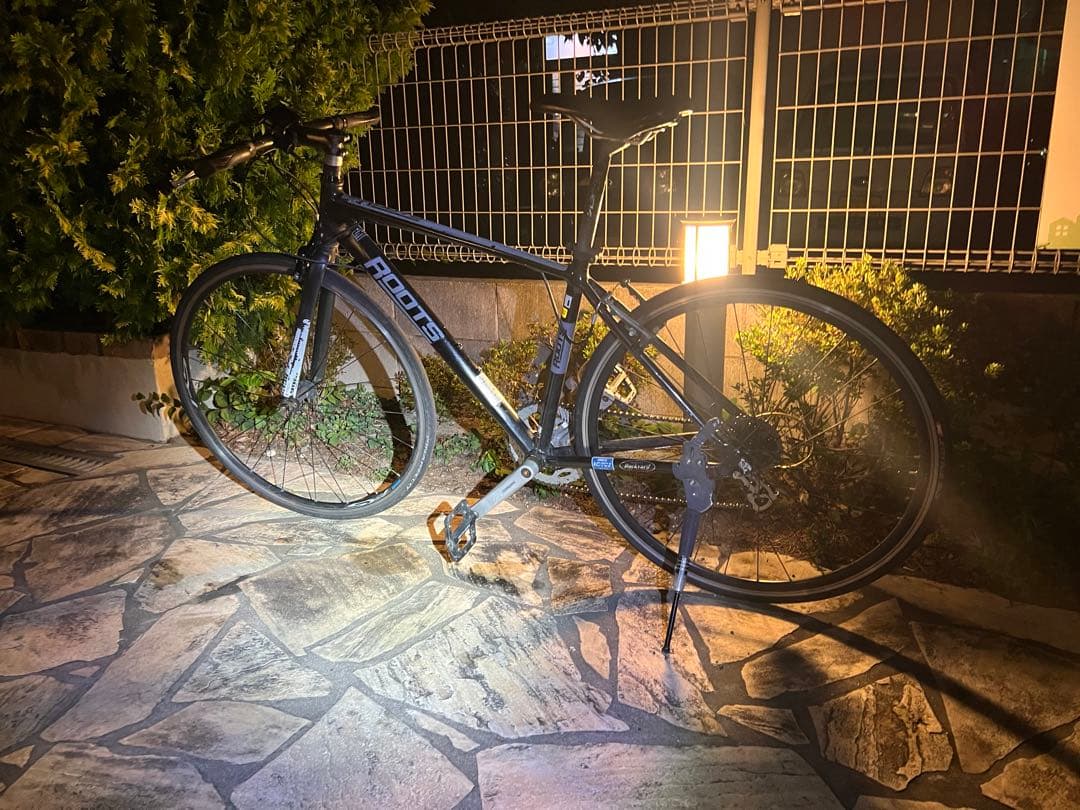 ロードバイクパーツ使用！rootsクロスバイク