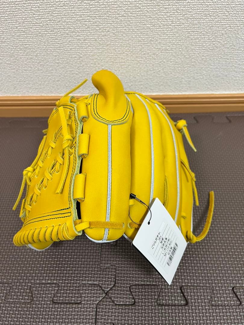 新品未使用　硬式グラブ　ごりらガチャ　001型