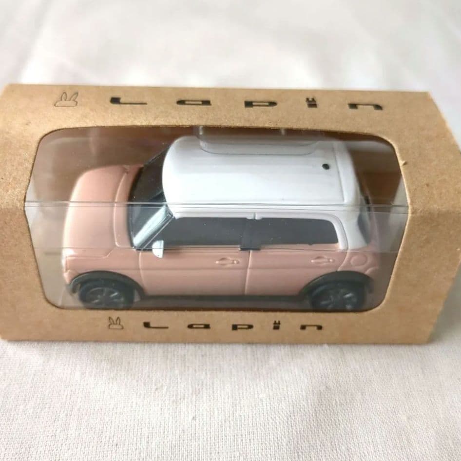 スズキ　Lapan　ピンクと白のSUVスタイル ミニカー[非売品]
