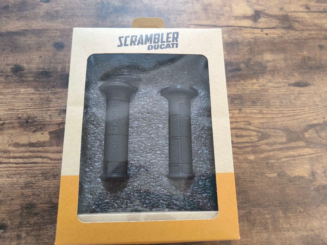 DUCATI Scrambler 純正グリップヒーター【96680421B】
