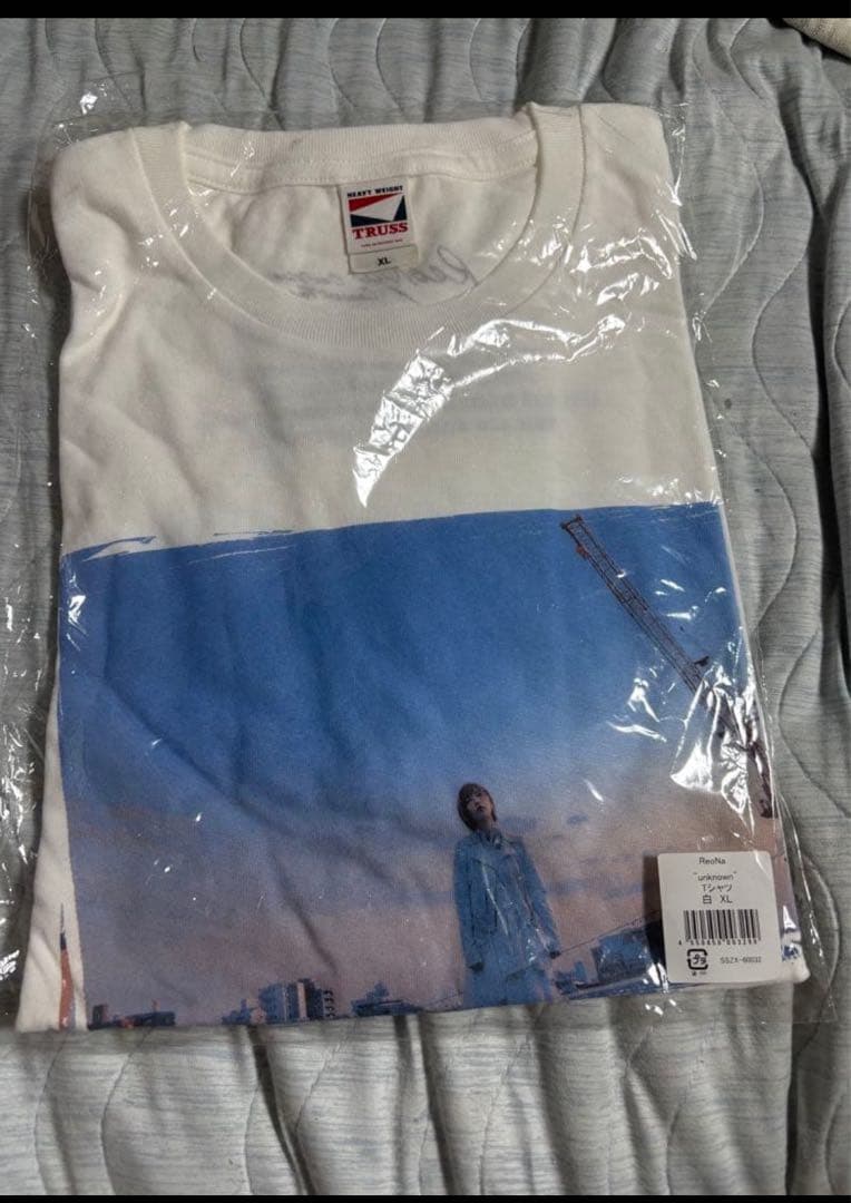 有名歌手ReoNaのグッズまとめ売り