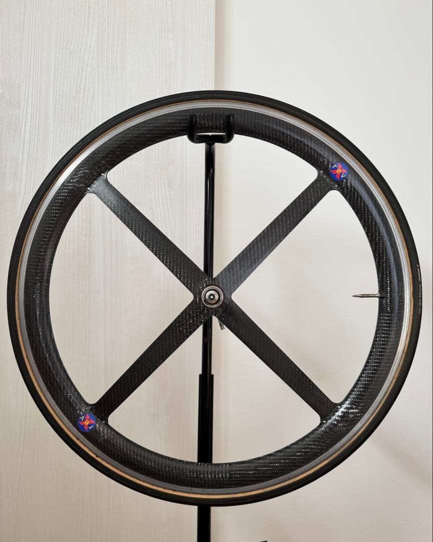 スピナジー rev-xフロントホイール700c ピストバイク バトンホイール