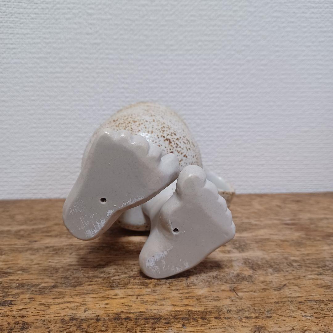 足の生えたカップ