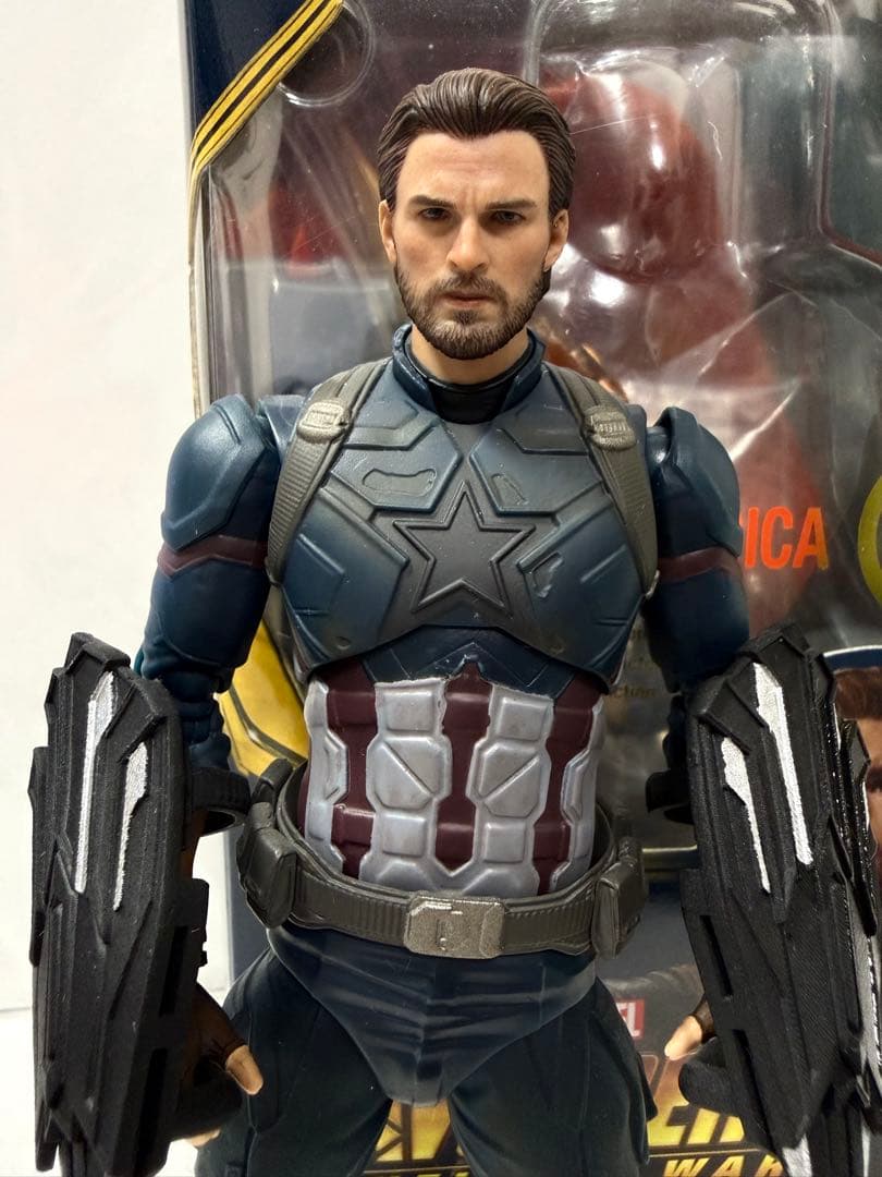 フィギュアーツ　キャプテンアメリカ　インフィニティウォー　閃回ヘッド、シールド付