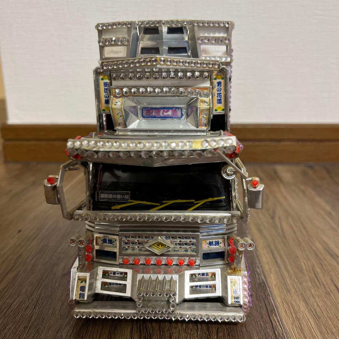 デコトラ
