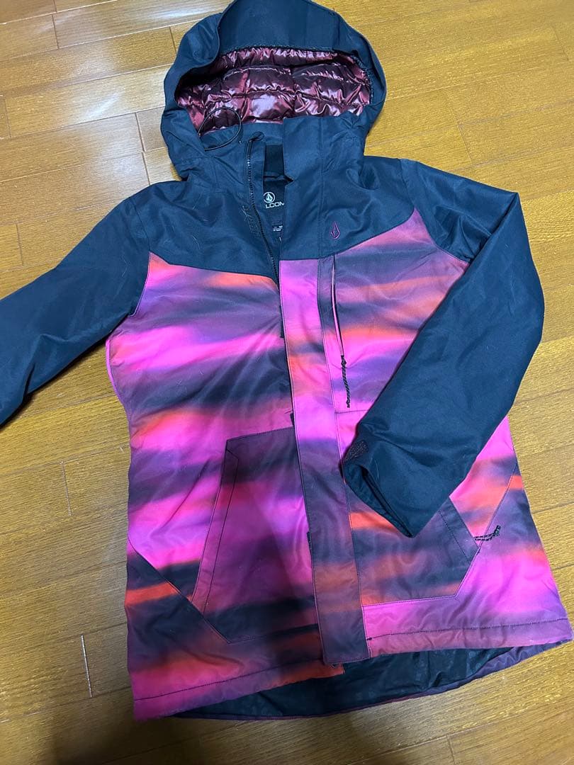 VOLCOM \ボルコム　スノーボードウェア　Ｍサイズ