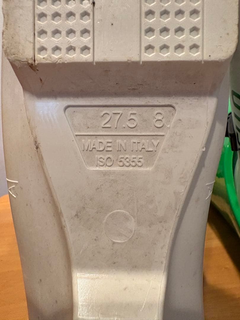 スキーブーツ　ダルベロ　DRS110 27.5cm