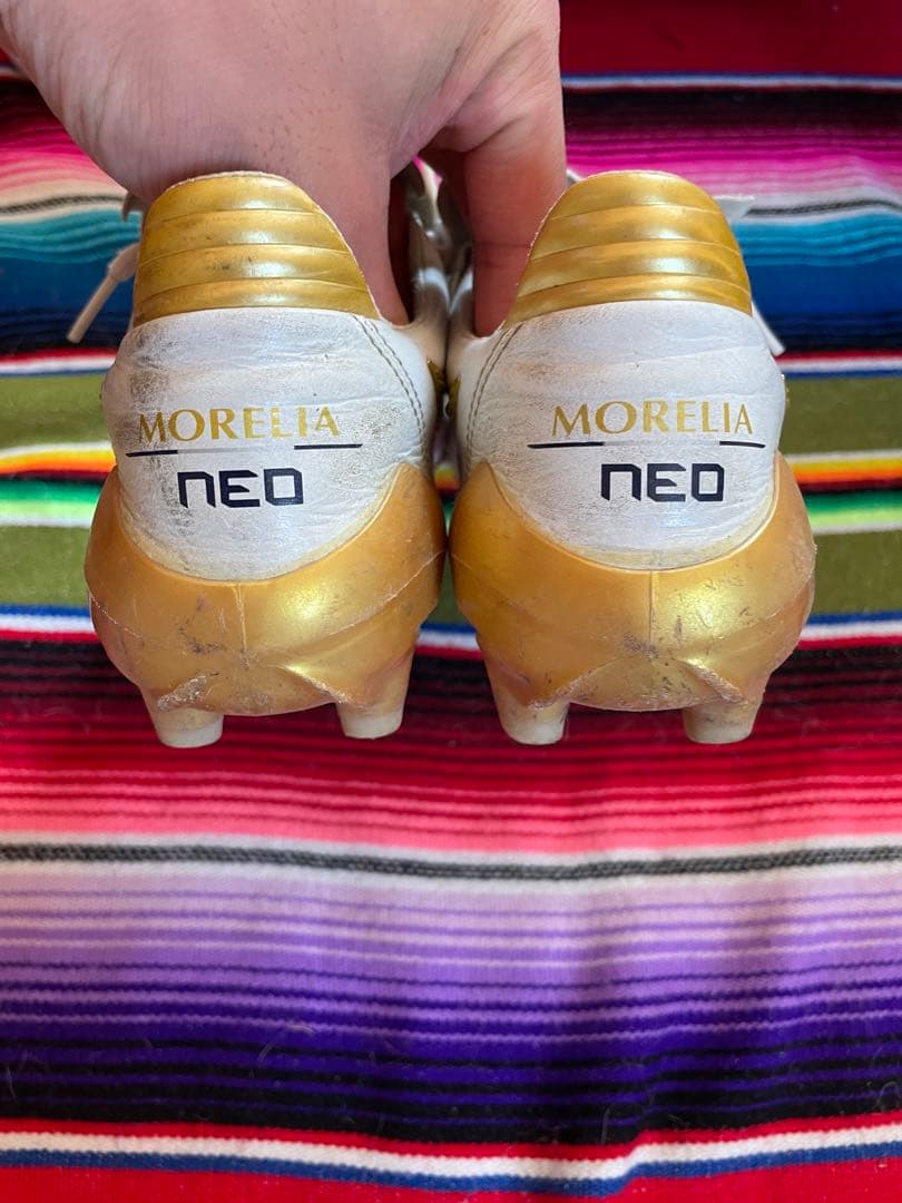 MORELIA NEO Ⅱ ホワイト✖️ゴールド 26.0cm