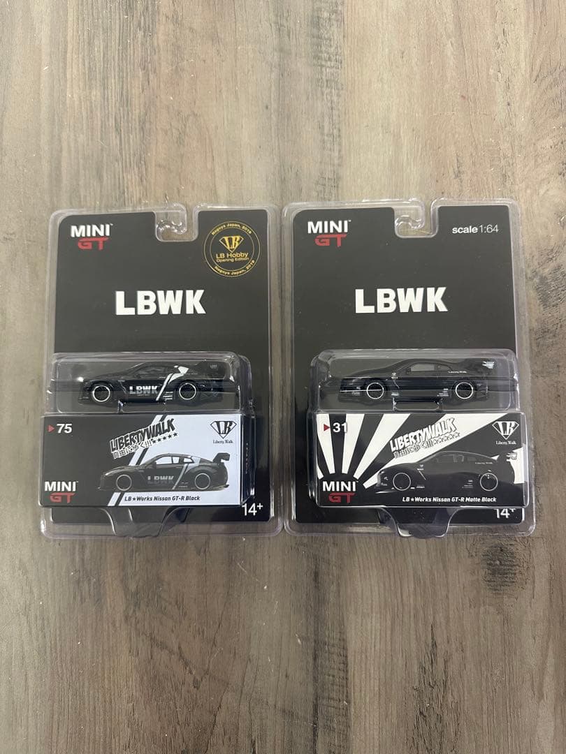 MINI GT LBWK Nissan GT-R ブラック 2台セット