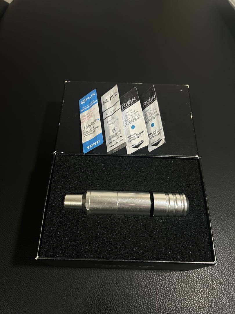 Cheyenne Hawk Pen シルバー