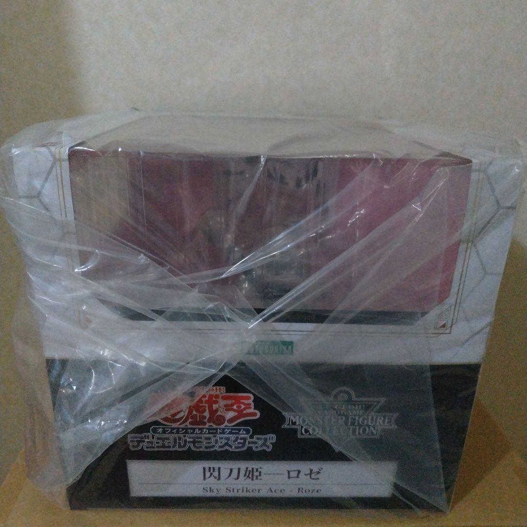 販路限定品❗️　未開封　閃刀姫─ロゼ／遊戯王カードゲームモンスターフィギュア
