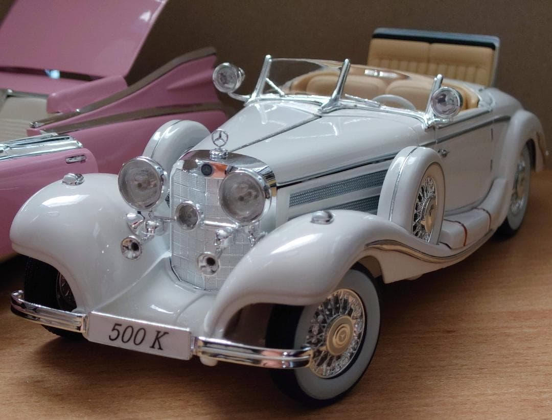 1/18 メルセデスベンツ500K 白 Specialroadster1936