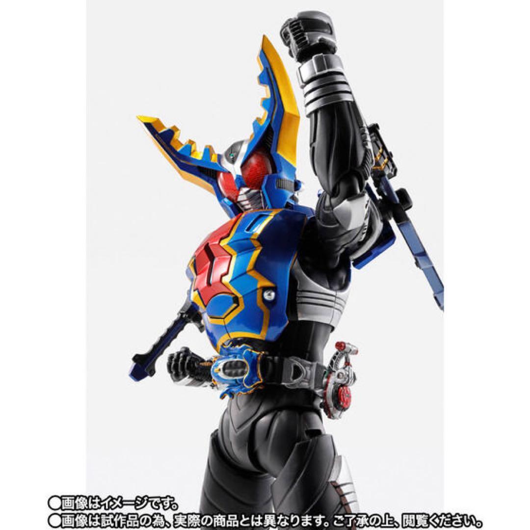 S.H.Figuarts（真骨彫製法） 仮面ライダーガタック ハイパーフォーム