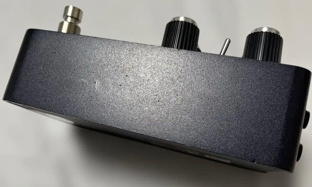 ギター UAFX Starlight echo station
