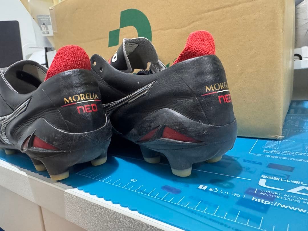 ミズノ　モレリア Neo 4中古サッカーシューズ　24.5cm