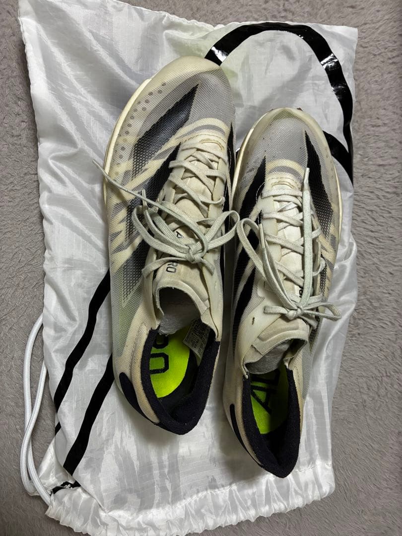 adidas アンビション26.5