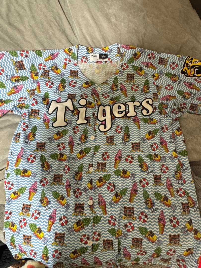 阪神タイガース　ユニホームグッズ
