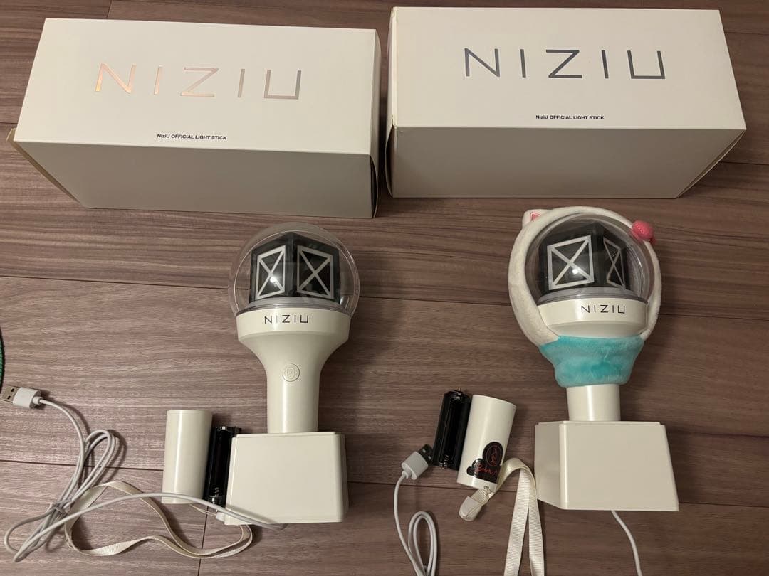 NiziU ペンライト　2本セット　MAYUKA ペンライトカバー付き