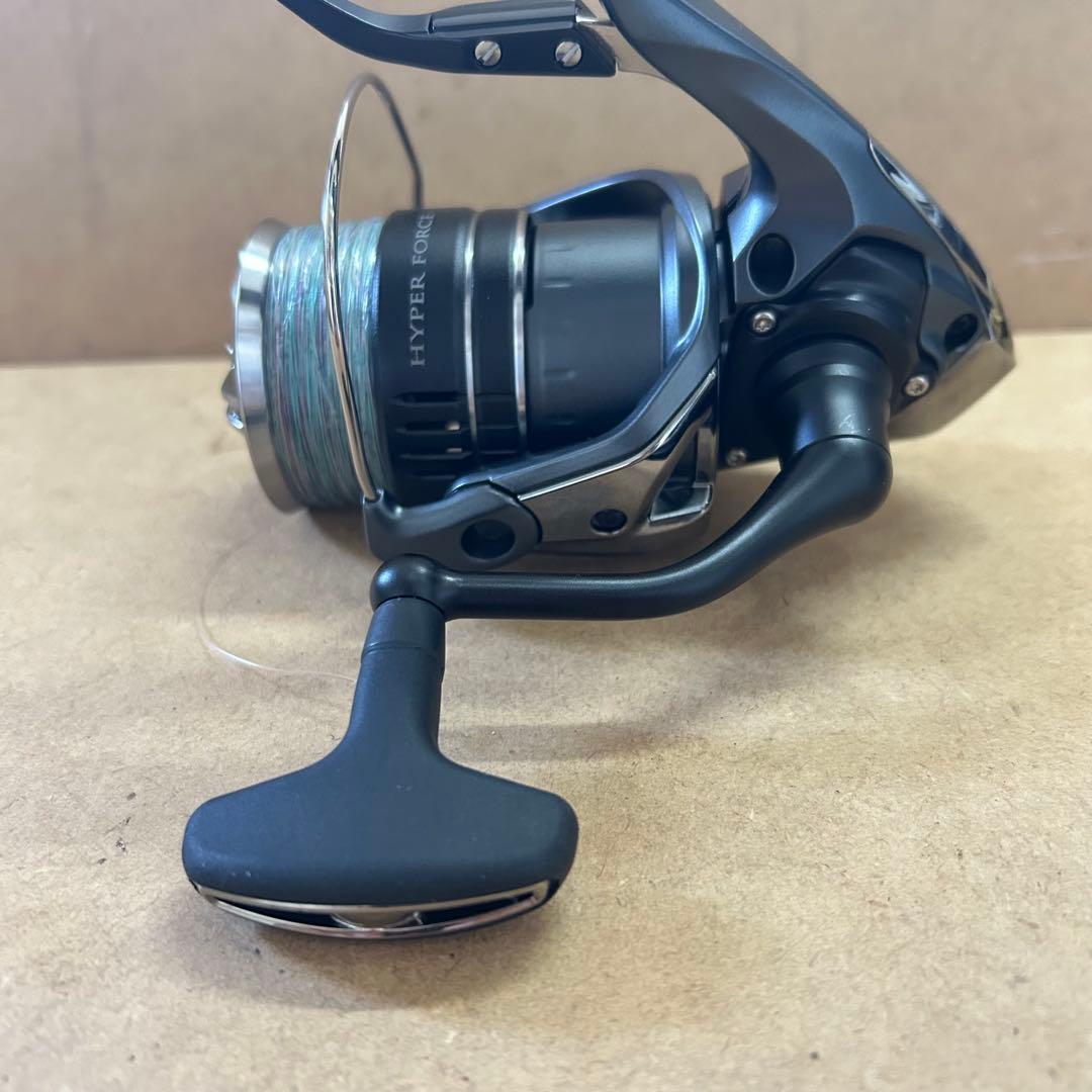 【美品】シマノ 23 ハイパーフォースLB C3000MHG リール