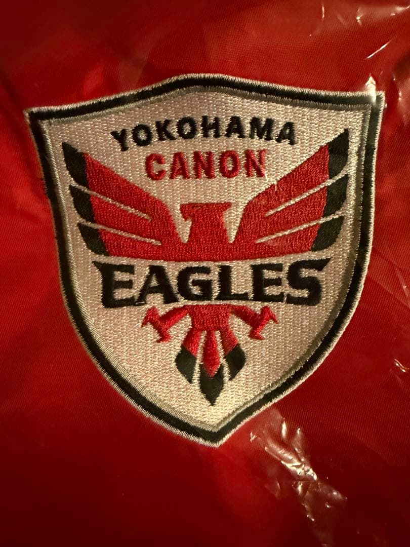 (非売品) 横浜キャノンイーグルス 赤い中綿入りスタジャン