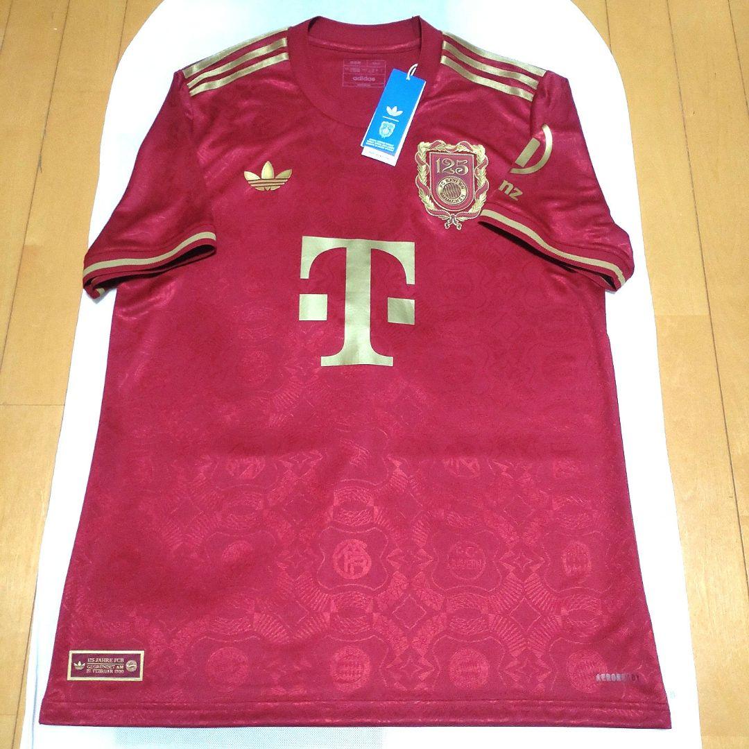 FC Bayern München 125周年記念ユニフォーム