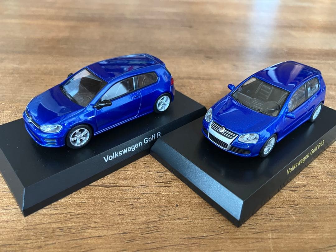 京商 1/64 フォルクスワーゲン ゴルフR32 ゴルフR 2台セット