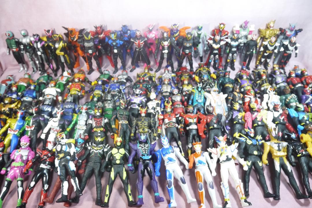 ライダーヒーローシリーズ　レジェンドライダーシリーズ　ソフビ114体