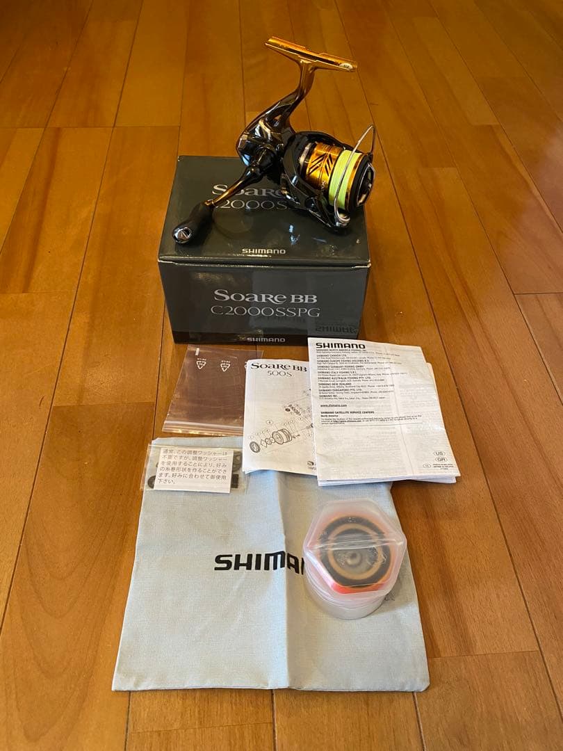 美品　18シマノソアレBB C2000SSPG 替スプール付き