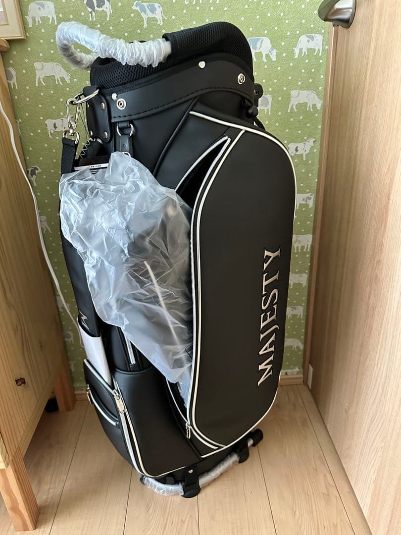 新品　MAJESTY ブラック スタンドキャディバッグ