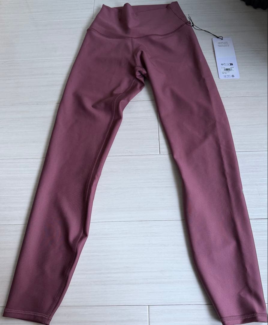ヨガ・ピラティス Alo Yoga 7/8 High-Waist Airlift Legging