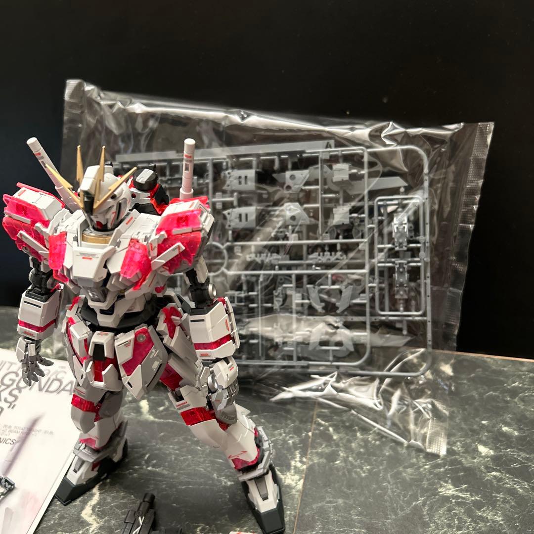 ガンプラ完成品MGナラティブガンダムver.ka プラモデル完成品