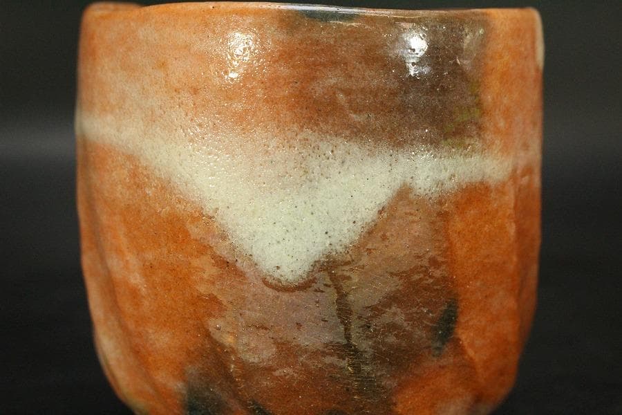 茶道具 楽焼 赤楽面取筒茶碗 抹茶茶碗 清楽印 八十本立 茶筅付 美品 765