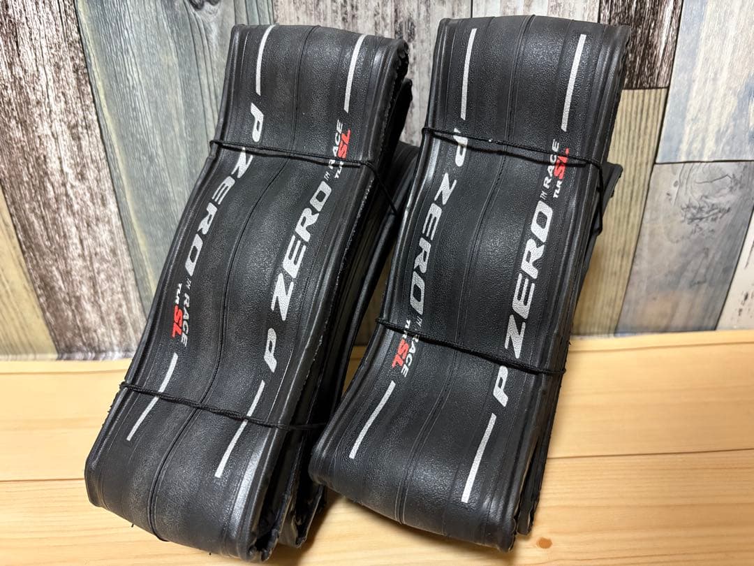 ★【未使用】PIRELLI P ZERO RACE TLR SL 28C