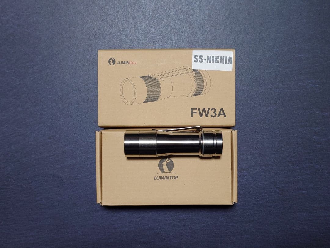【美品】LUMINTOP FW3A 懐中電灯 SS-Nichia