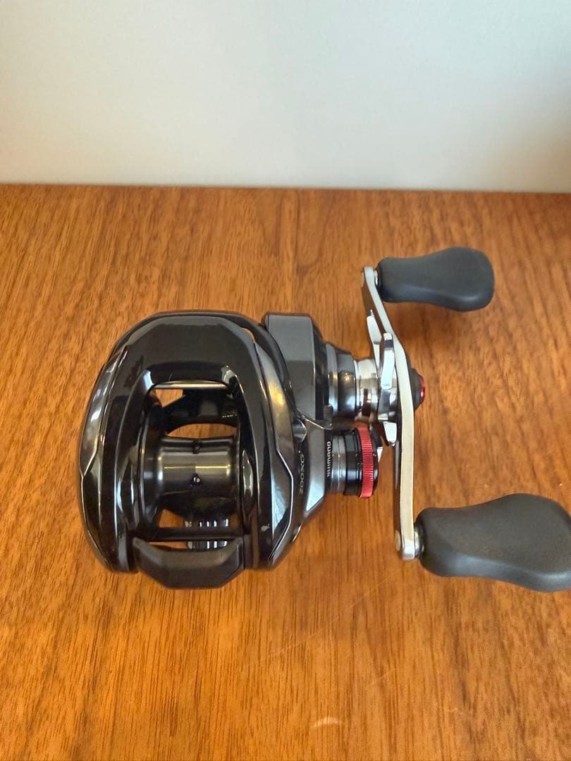 【新品未使用】SHIMANO Scorpion MD 200XG 右巻き シマノ