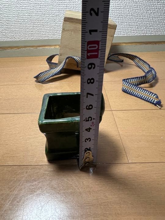 673 楽焼　蓋置
