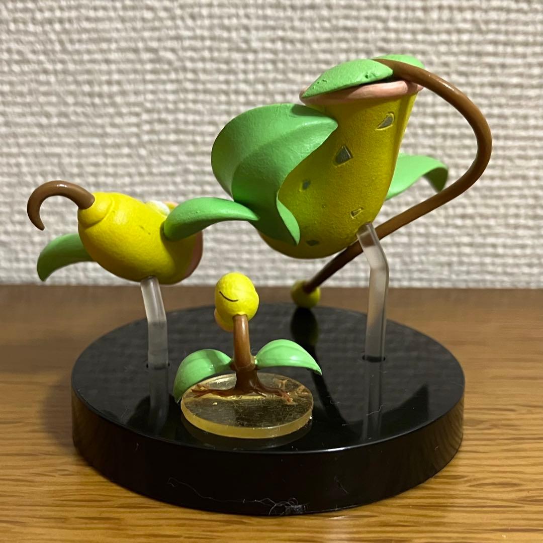立体ポケモン図鑑　ウツボット　セット