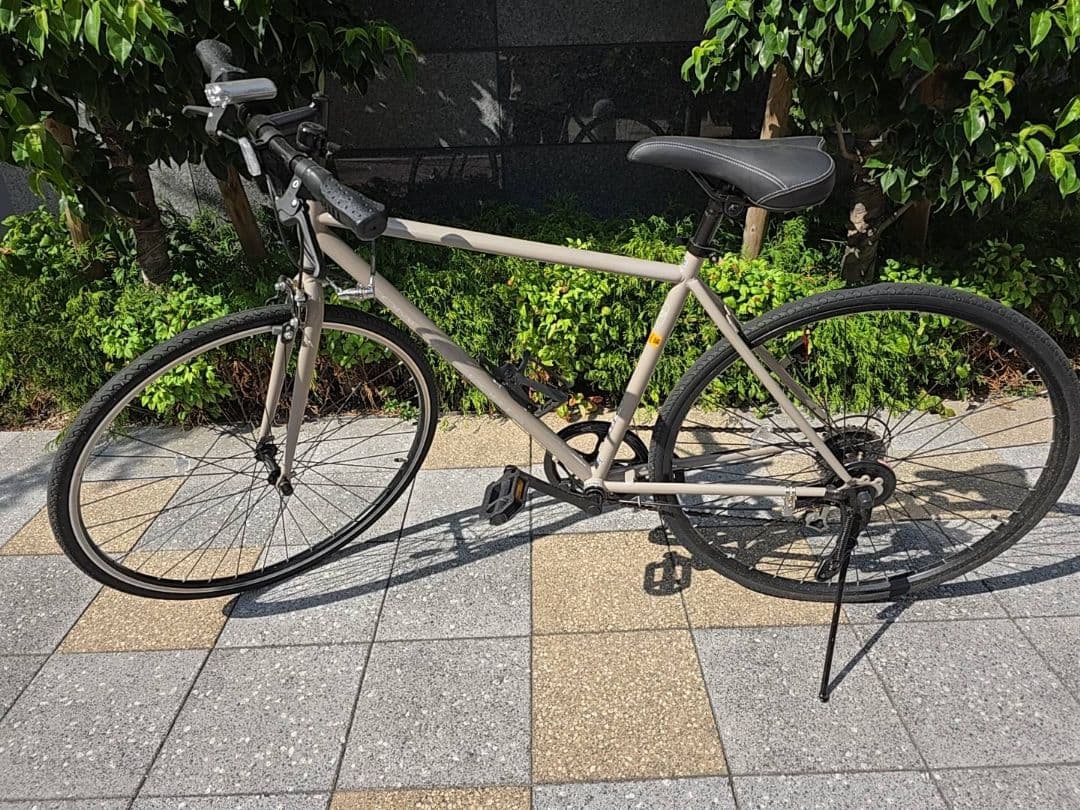 ウォームグレー クロスバイク 700C