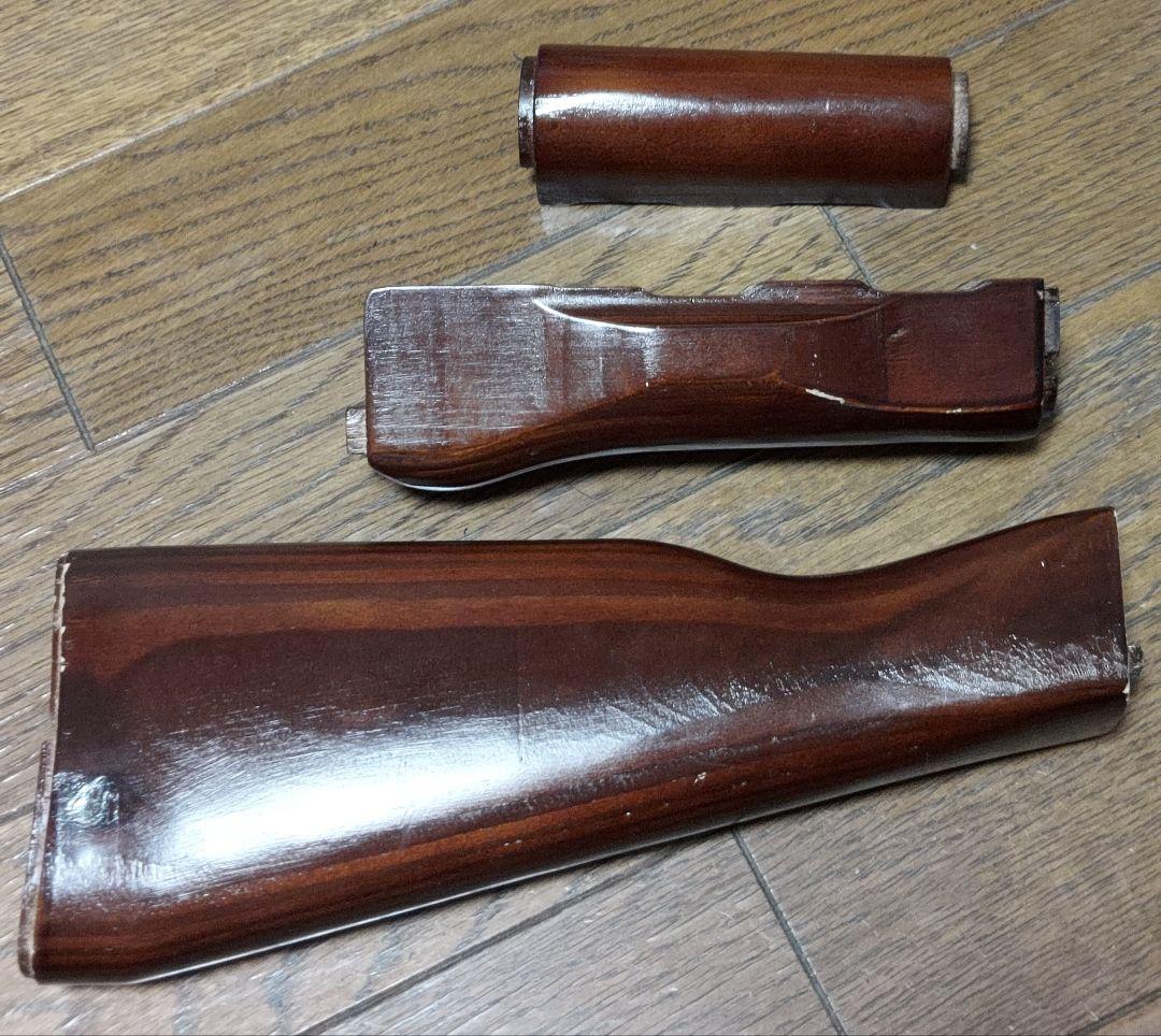 マルイAKMガスブロ SVOBODAウッドハンドガード&ストック スリング付き。
