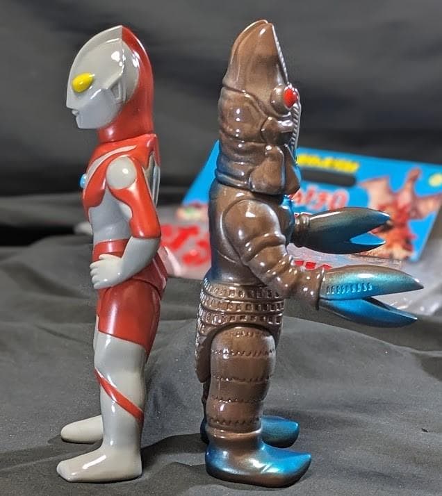 ウルトラマンｂタイプ＆バルタン星人二代目（Ｍ１号）２体セット