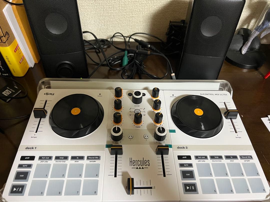 hercules djcontrol mix ultra スピーカー付き